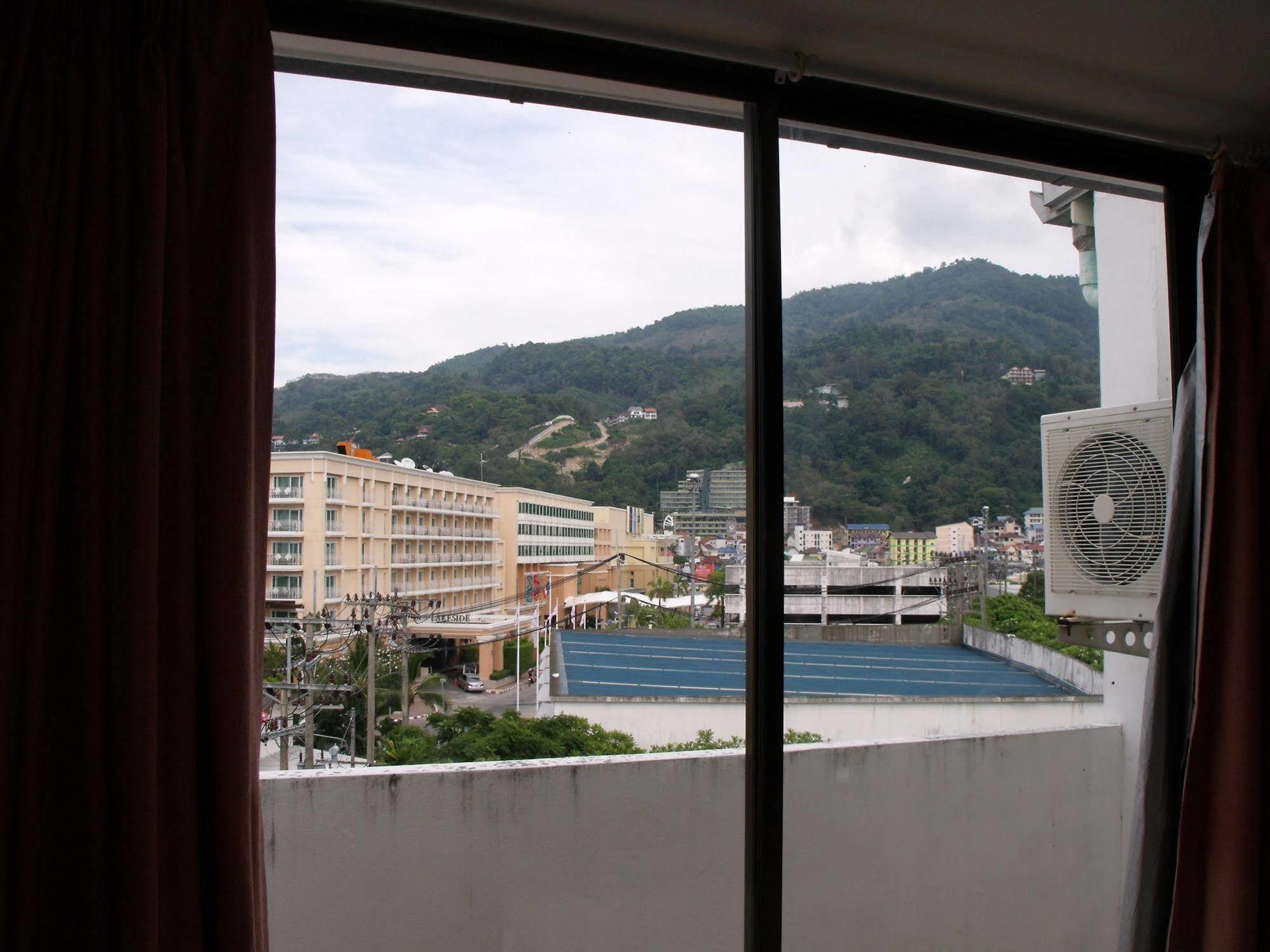 Bgw Phuket Hostel Patong Exterior photo